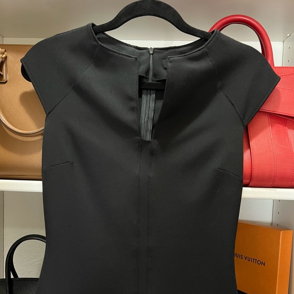 Classic Zara dress. - Picture 3 of 5